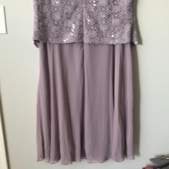 R&M Collection 2 piece dress and jacket size 14 - Picture 7 of 12